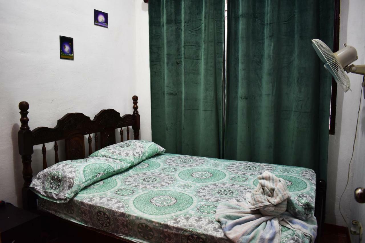 Casa Quepos Hotel Екстериор снимка